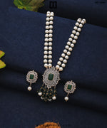 Petronella Emerald Zircon Necklace Set