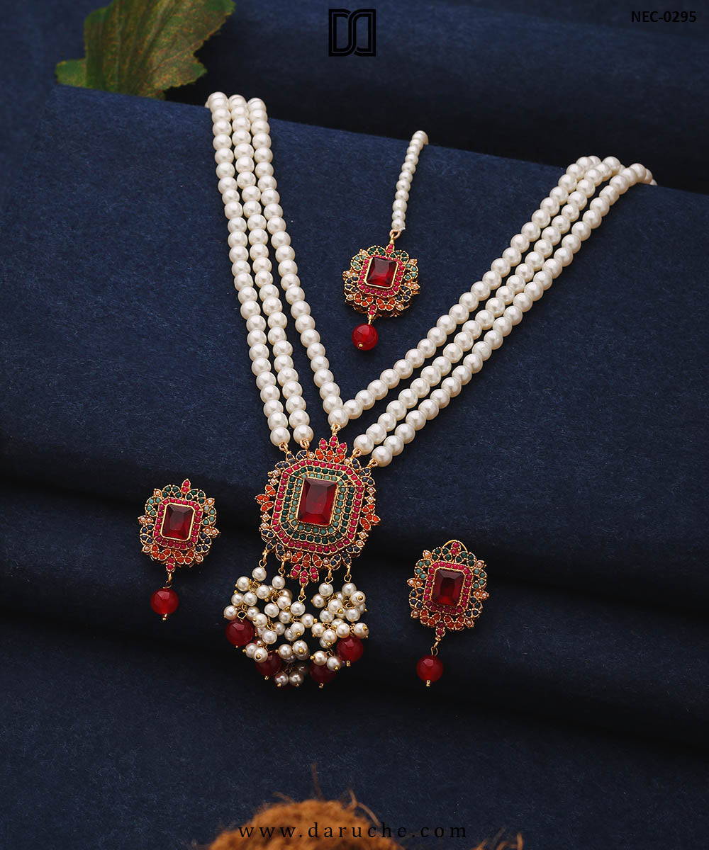 Valeska Garnet Naurattan Necklace Set